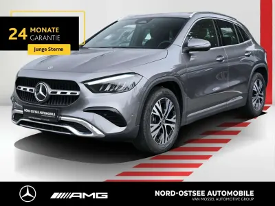 Gebraucht Mercedes GLA200 Progressive 163 PS (119 kW) 2025 Grau SUV