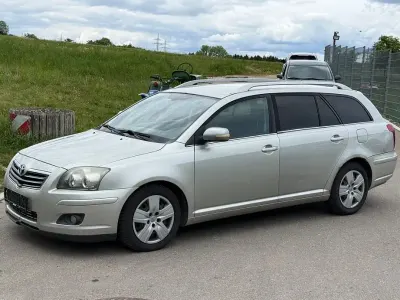 Gebraucht Toyota Avensis 177 PS (130 kW) 2007 Silber Kombi