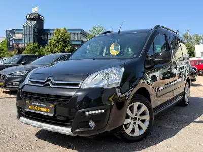 Gebraucht Citroën Berlingo PureTech 110 PS (80 kW) 2018 Schwarz Van / Kleinbus