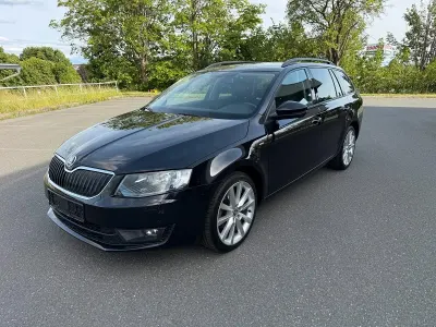 Gebraucht Skoda Octavia Joy 150 PS (110 kW) 2017 Schwarz Van / Kleinbus