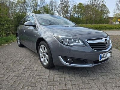 Gebraucht Opel Insignia Innovation 140 PS (102 kW) 2015 Grau Kombi