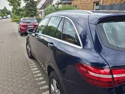 Mercedes GLC220