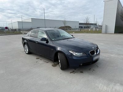 Usata BMW 525 192 CV (141 kW) 2004 Blu Berlina