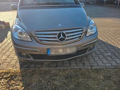 Gebraucht Mercedes B170 116 PS (85 kW) 2006 Grau Van / Kleinbus