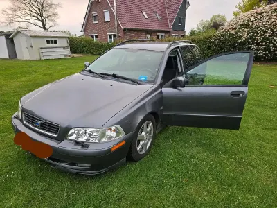 Brugt Volvo V40 115 HK (84 kW) 2003 Grå Stationcar