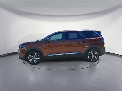 Gebraucht Peugeot 5008 Allure 131 PS (96 kW) 2022 Braun SUV