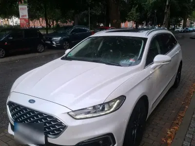 Gebraucht Ford Mondeo Vignale 190 PS (139 kW) 2019 Weiß Kombi