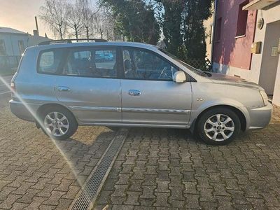 gebraucht Kia Carens - 2199€