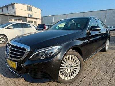 Gebraucht Mercedes C180 Exclusive 156 PS (114 kW) 2014 Schwarz Limousine