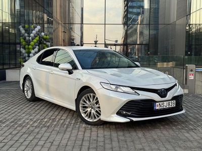 Gebraucht Toyota Camry Executive 218 PS (160 kW) 2019 Weiß Limousine