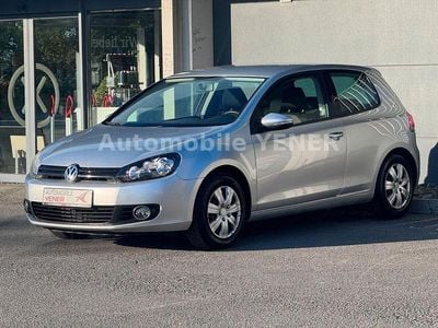 Usata VW Golf VI Trendline 80 CV (58 kW) 2009 Argento Utilitaria