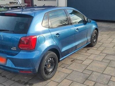 Gebraucht VW Polo Comfortline 90 PS (66 kW) 2016 Blau Kleinwagen