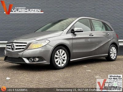 Gebraucht Mercedes B200 Ambition 136 PS (100 kW) 2012 Grau Van / Kleinbus