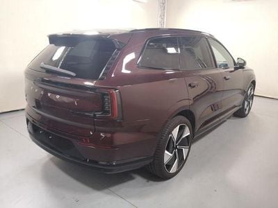 Volvo EX90