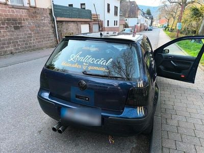 Gebraucht VW Golf IV 115 PS (84 kW) 2000 Blau Kleinwagen