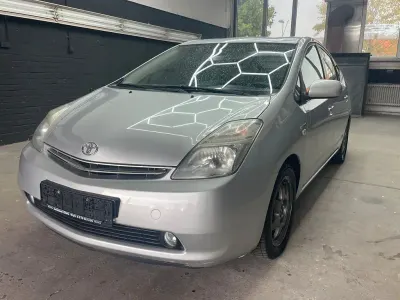 Gebraucht Toyota Prius Sol 77 PS (56 kW) 2007 Silber Kleinwagen