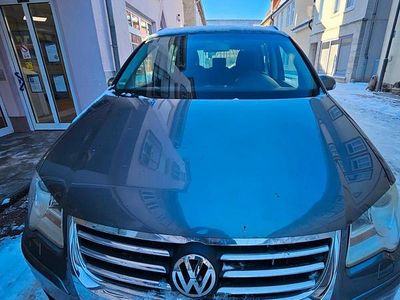 Grau Gebraucht 2007 VW Touran Van / Kleinbus | 3.250 € (Fairer Preis)