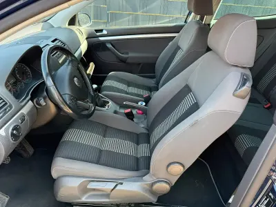 Używany VW Golf V 80 KM (58 kW) 2008 Niebieski Hatchback