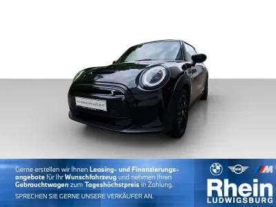 Gebraucht Mini Cooper SE 135 kW (184 PS) 2023 Schwarz Kleinwagen