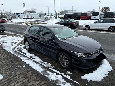 Gebraucht VW Golf Life 131 PS (96 kW) 2020 Schwarz Limousine