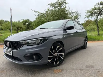 Gebraucht Fiat Tipo S 120 PS (88 kW) 2018 Grau Limousine