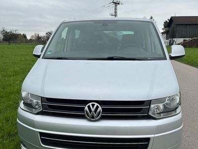 Gebraucht VW Multivan Highline 179 PS (131 kW) 2013 Silber Van / Kleinbus