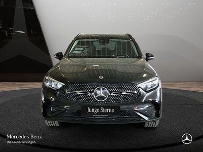 Gebraucht Mercedes GLC220 AMG 197 PS (144 kW) 2025 Grau SUV