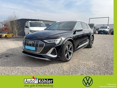 Gebraucht Audi e-tron Ambiente 369 kW (503 PS) 2022 Brillantschwarz SUV