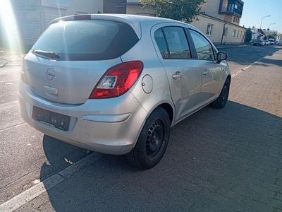 Gebraucht Opel Corsa Innovation 80 PS (58 kW) 2009 Silber Kleinwagen