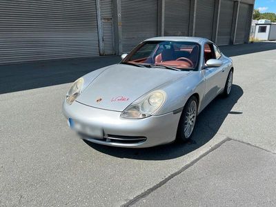 Porsche 911 Carrera