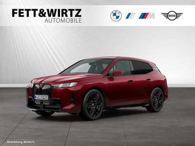 Gebraucht BMW iX M Sport 400 kW (544 PS) 2025 Aventurinrot iii metallic SUV