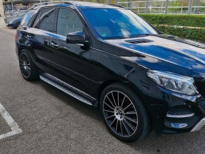 Gebraucht Mercedes GLE350 258 PS (189 kW) 2015 Schwarz SUV
