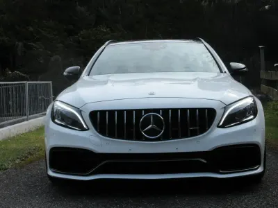 Używany Mercedes C63 AMG AMG 510 KM (375 kW) 2019 Biały Sedan/Limuzyna
