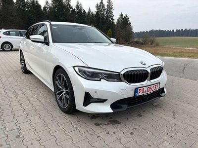 Gebraucht BMW 330 Sport Line 286 PS (210 kW) 2021 Weiß Kombi