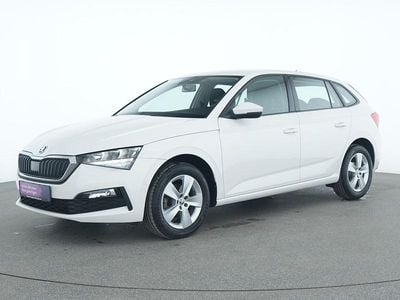 Weiß Gebraucht 2021 Skoda Scala Cool Plus Kleinwagen | 14.645 € (Guter Preis)