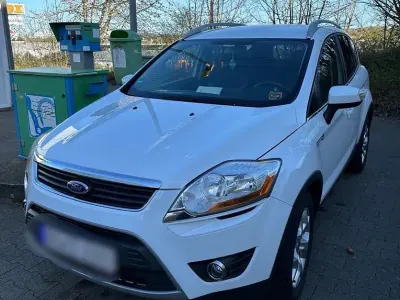 Używany Ford Kuga 140 KM (102 kW) 2012 Biały SUV