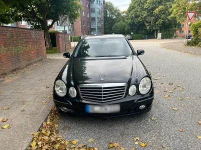 Gebraucht Mercedes E280 177 PS (130 kW) 2006 Schwarz Limousine