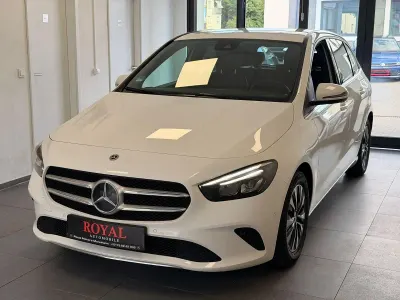 Gebraucht Mercedes B180 Style 116 PS (85 kW) 2020 Weiß Kleinwagen
