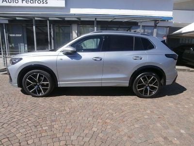 Gebraucht VW Tiguan R-line 193 PS (141 kW) 2024 Silber SUV