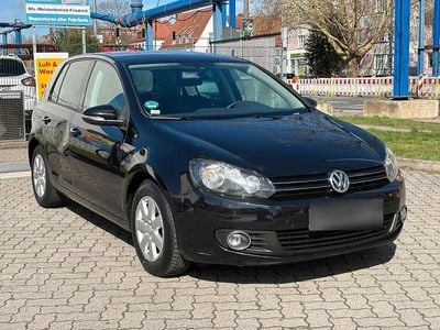 Gebraucht VW Golf VI Team 105 PS (77 kW) 2010 Schwarz Kleinwagen