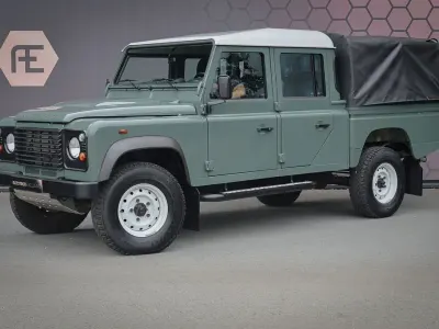 Gebraucht Land Rover Defender 122 PS (89 kW) 2013 Grün SUV