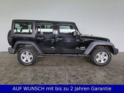 Gebraucht Jeep Wrangler Unlimited Sport 200 PS (147 kW) 2011 Schwarz SUV
