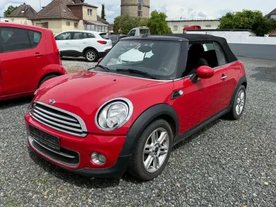 Gebraucht Mini Cooper Cabriolet 122 PS (89 kW) 2012 Rot Cabrio