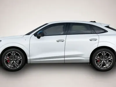 Neu Audi Q3 Sportback Comfort 265 PS (194 kW) 2026 Weiß SUV