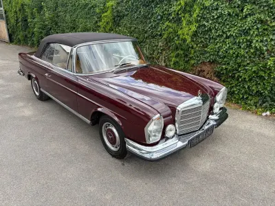 Gebraucht Mercedes 280 160 PS (117 kW) 1969 Rot Cabrio