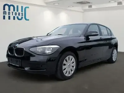 Używany Ford V8 2014 Czarny Sedan/Limuzyna