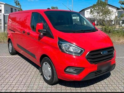Begagnad Ford Transit 131 HK (96 kW) 2019 Röd Minibuss