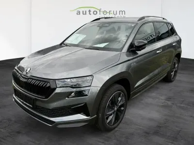 Neu Skoda Karoq SportLine 150 PS (110 kW) 2026 Graphitegrau metallic SUV