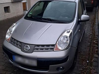 Begagnad Nissan Note Acenta 110 HK (80 kW) 2006 Silver Halvkombi