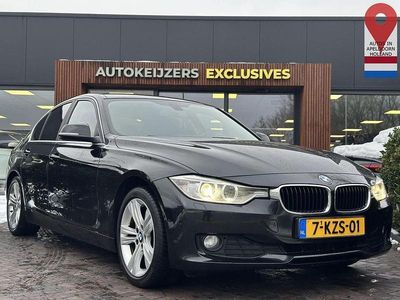 Gebraucht BMW 320 Efficient Dynamics 170 PS (125 kW) 2013 Black sapphire metallic (475) Limousine